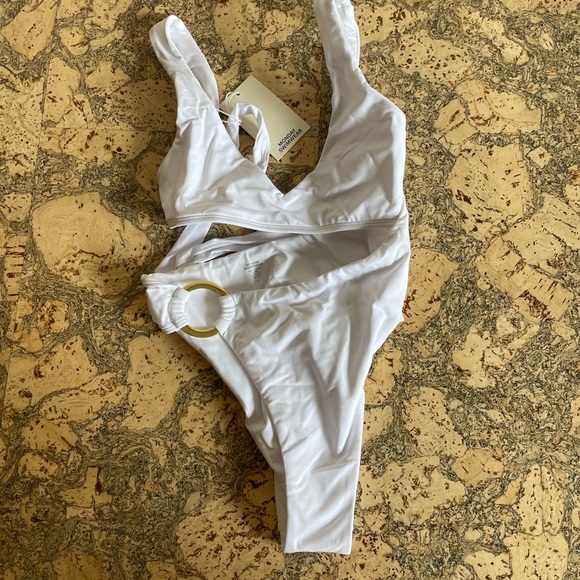 MONDAY SWIMWEAR ST. BARTH'S ONE PIECE - WHITE SIZE P - Picture 6 of 7